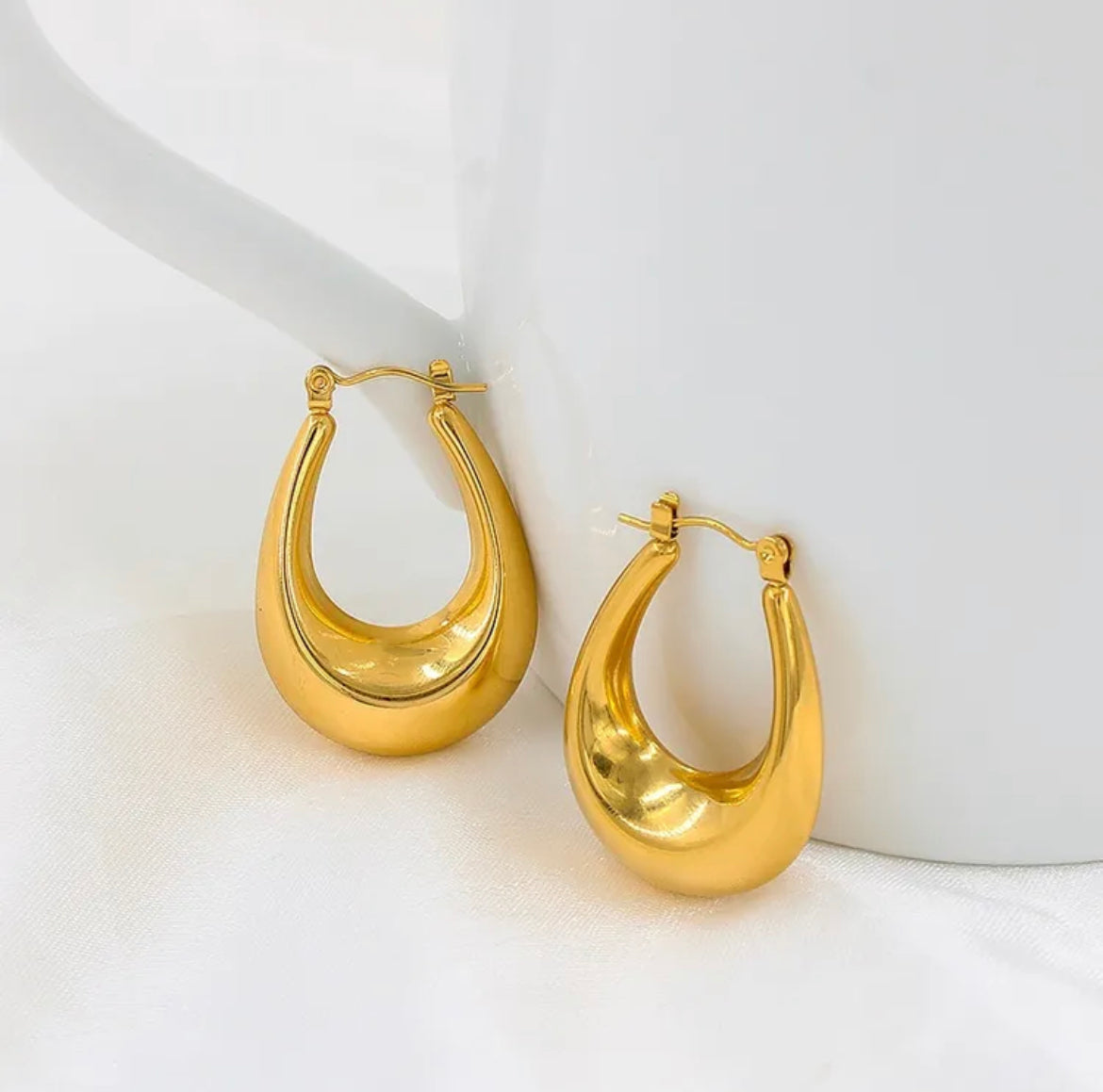 Fashion earrings